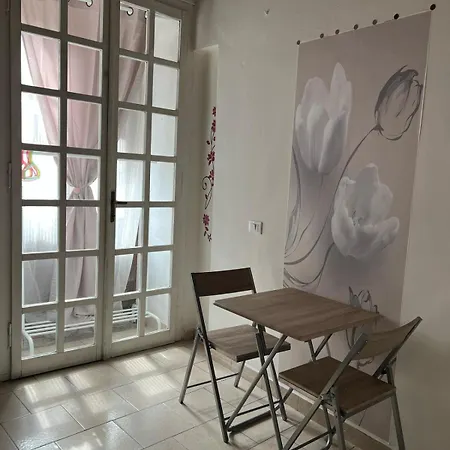 Rifugio Con Cortile *