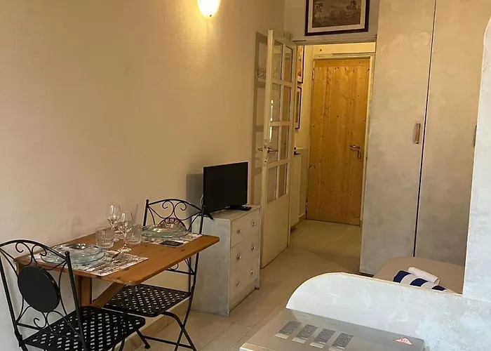 Rifugio Con Cortile Piacenza